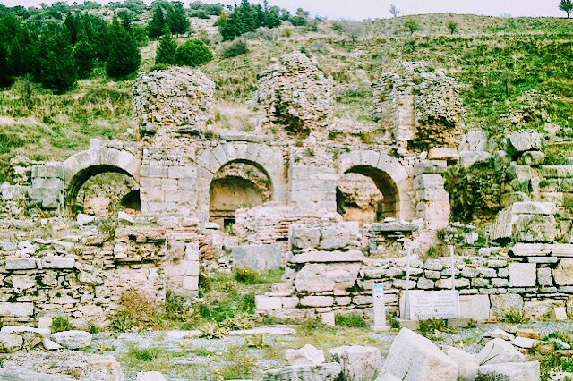 « Le bain de Varius à Éphèse »