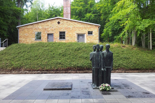 « Le mémorial du camp de Dora »