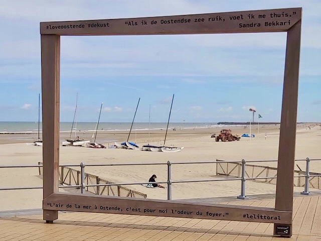 « Vue sur la mer à Ostende  »