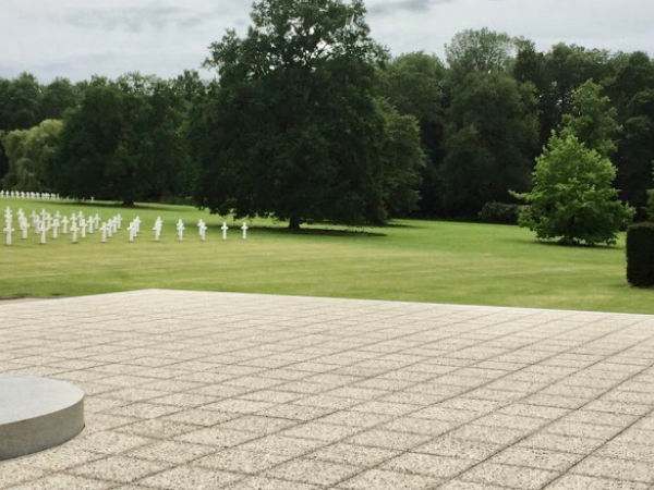 « Le cimetière américain de Neuville-en-Condroz est parfaitement entretenu  »
