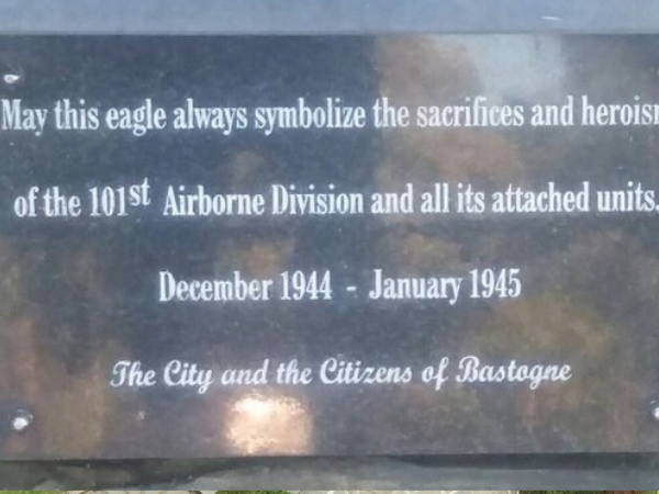 « Une gravure dédiée aux soldats américains »