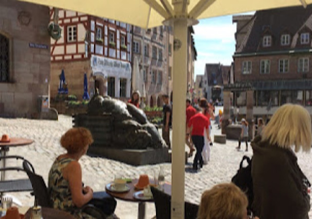 « Vue sur la place Tiergärtnertor »