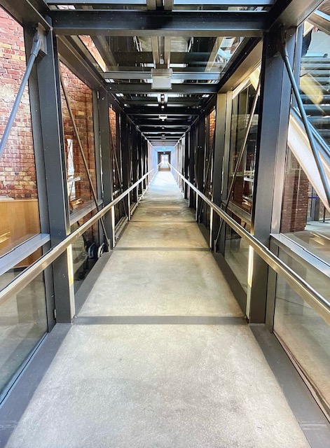 « La flèche-passerelle à Nuremberg »