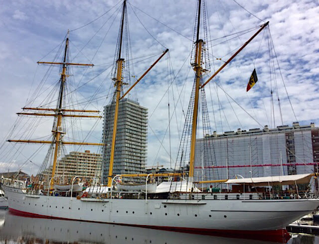 « Vue sur le Mercator à Ostende »