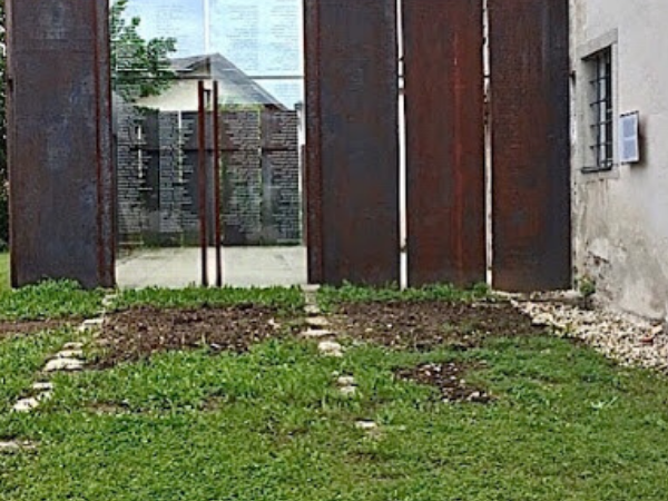 « L’emplacement du garage dans le château de Hartheim »