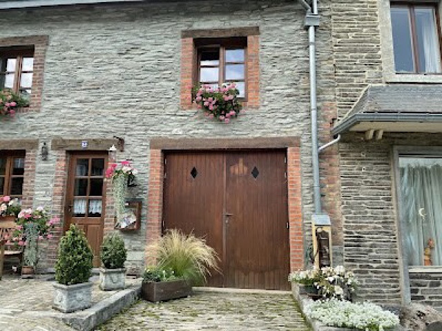 « Une ancienne maison à Laforêt »