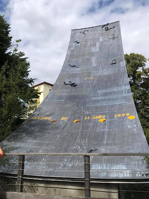 « La grande méridienne -parc Près-la-RoseRose à Montbéliard  »