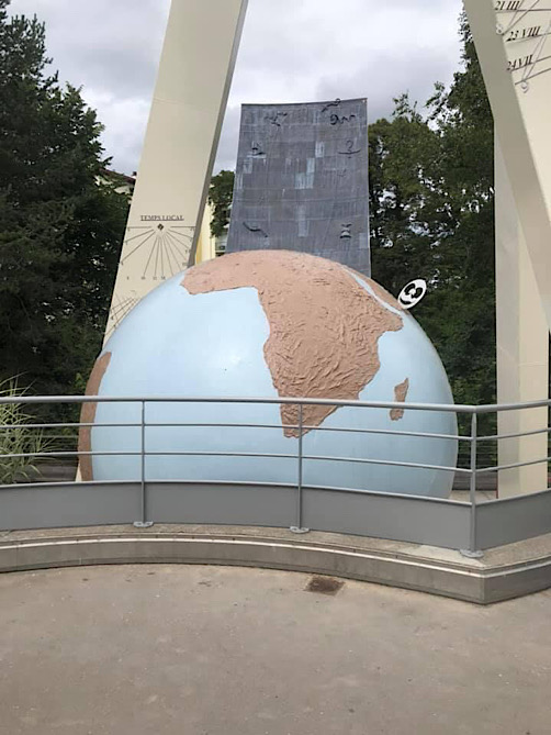 « La grande méridienne - parc Près-la-Rose à Montbéliard »