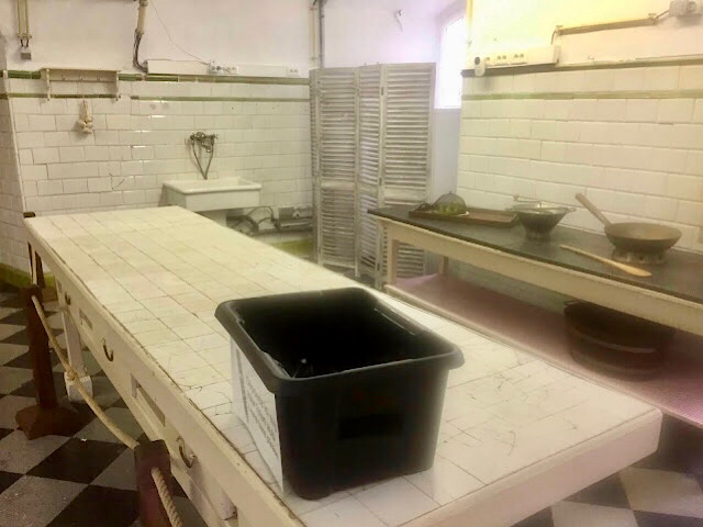 « Mobilier de cuisine dans le Château de Modave »