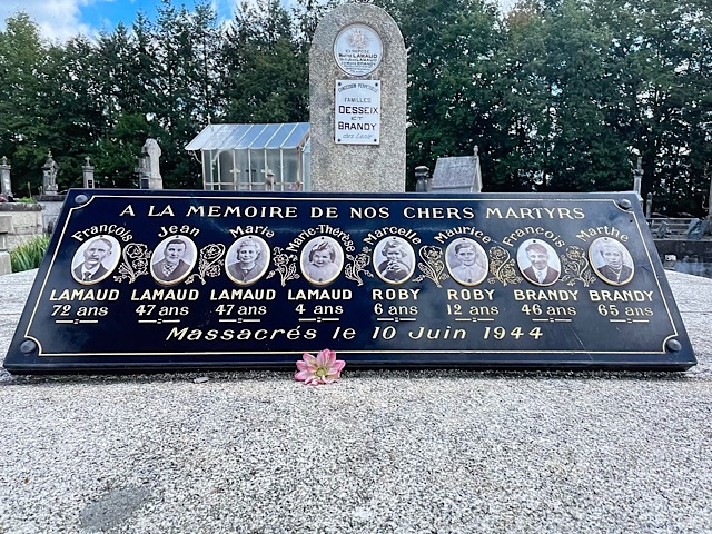« Le cimetière à Oradour-sur-Glane »